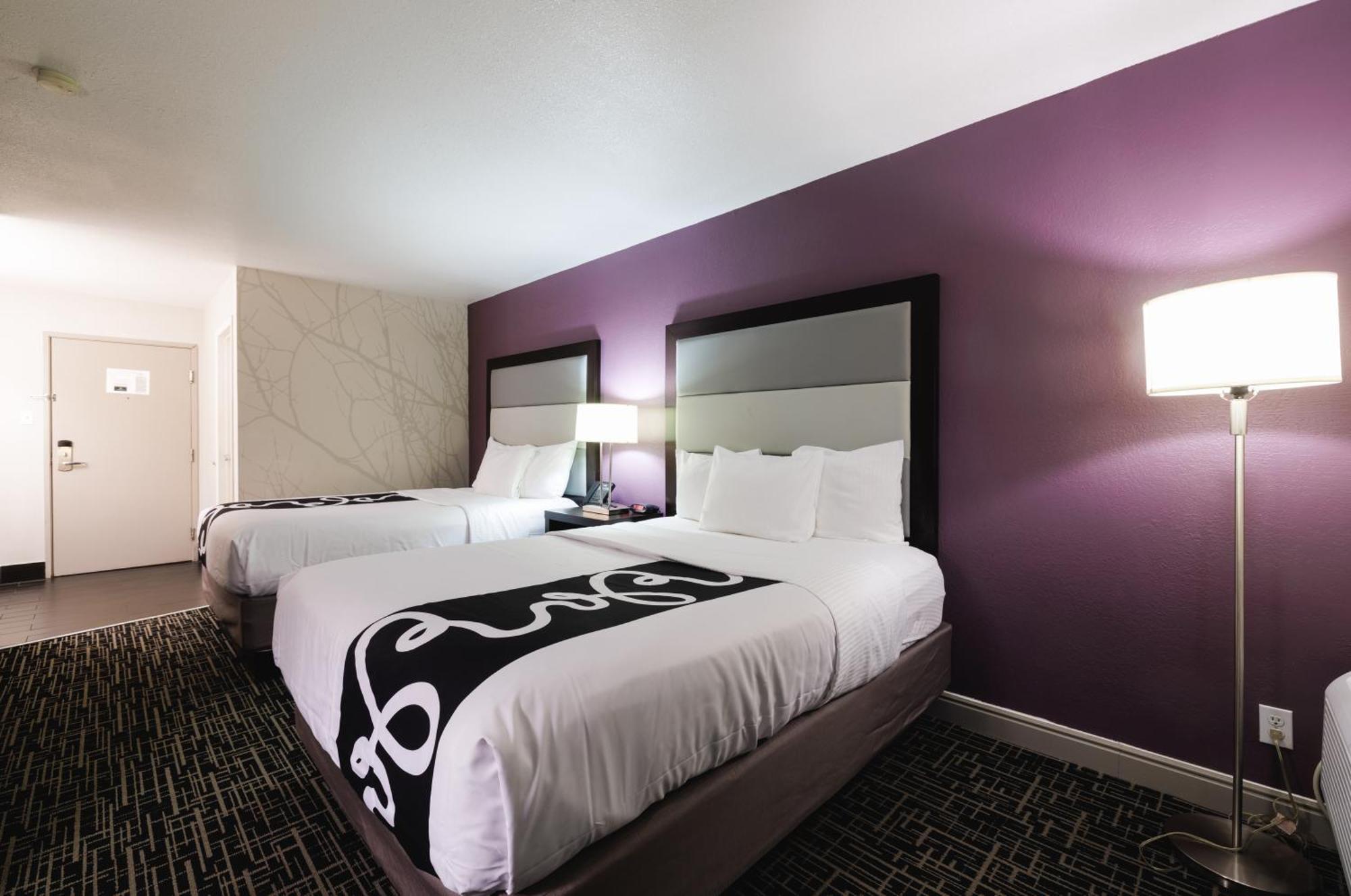 La Quinta Inn & Suites By Wyndham Fort Collins, Colorado Exterior photo